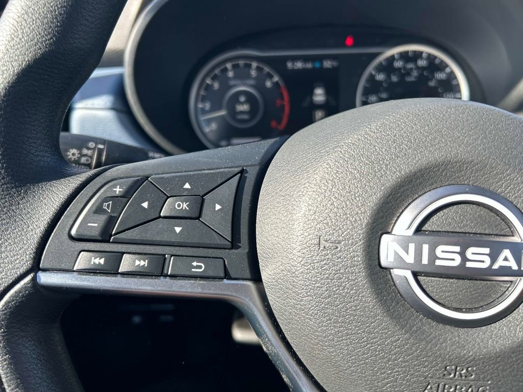 Used 2025 Nissan Versa SV w/ Trunk Package image 22