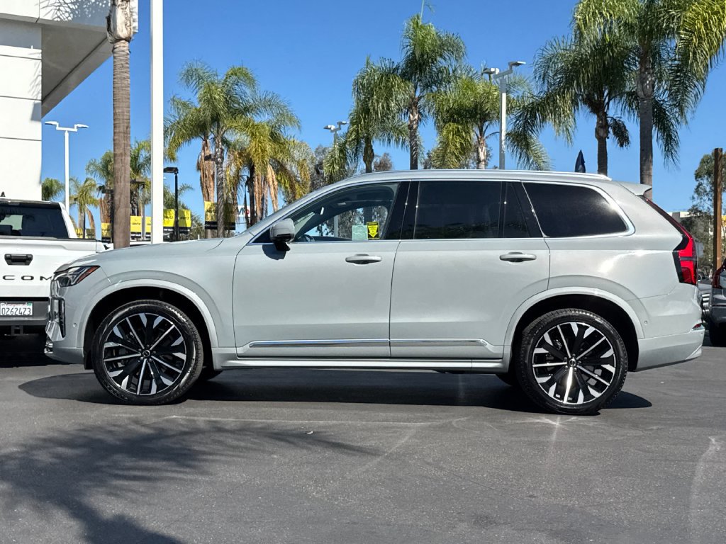 Certified 2026 Volvo XC90 B6 Plus AWD/4WD image 2