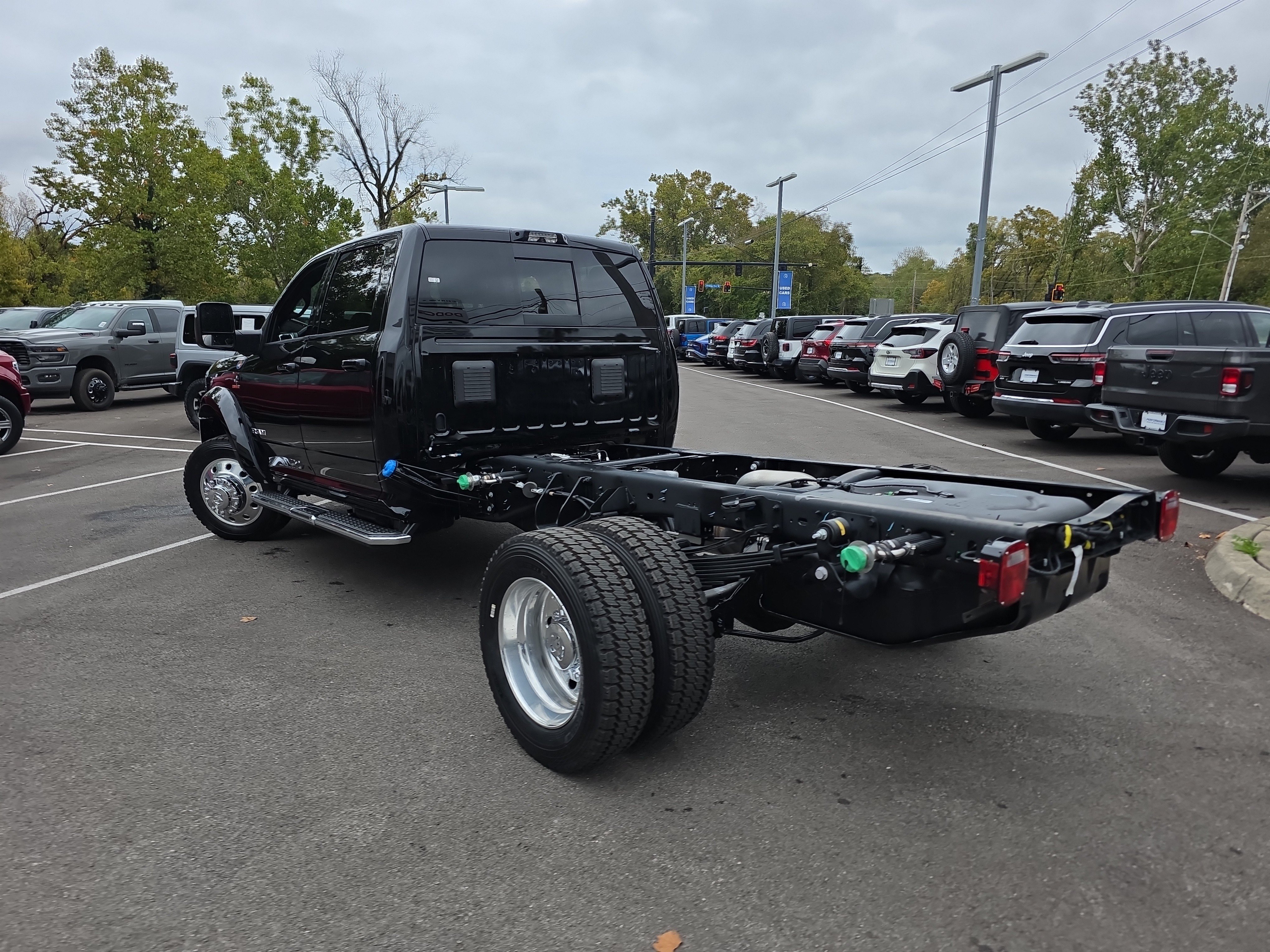 New 2027 RAM 5500 4x4 Crew Cab image 23