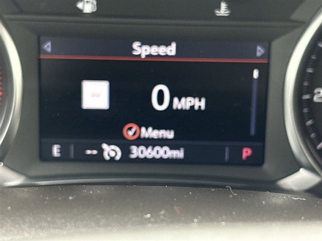 Used 2023 GMC Acadia SLE w/ Driver Convenience Package image 12