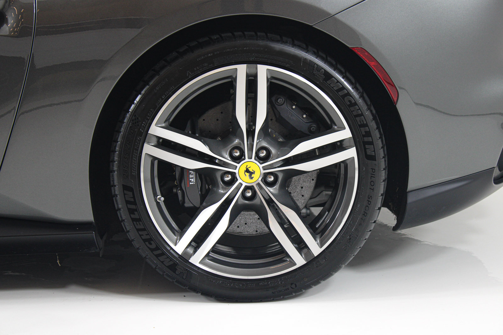 Certified 2023 Ferrari Portofino M RWD image 23