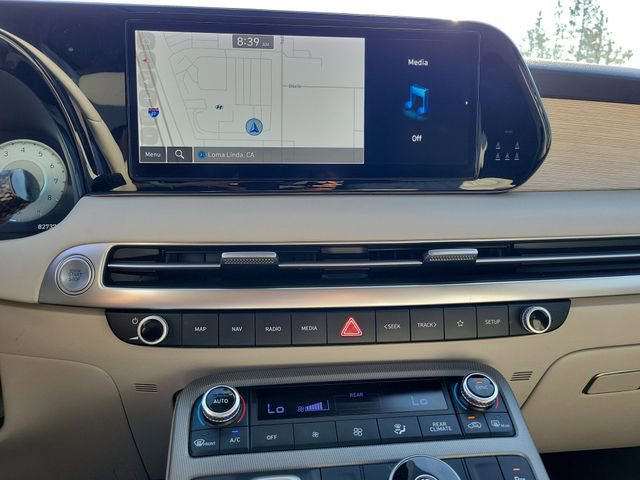 Used 2023 Hyundai Palisade Limited image 15