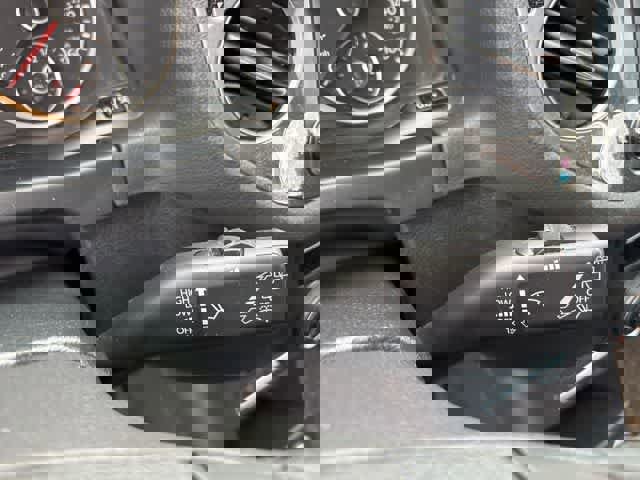 Used 2017 Volkswagen Tiguan S image 17