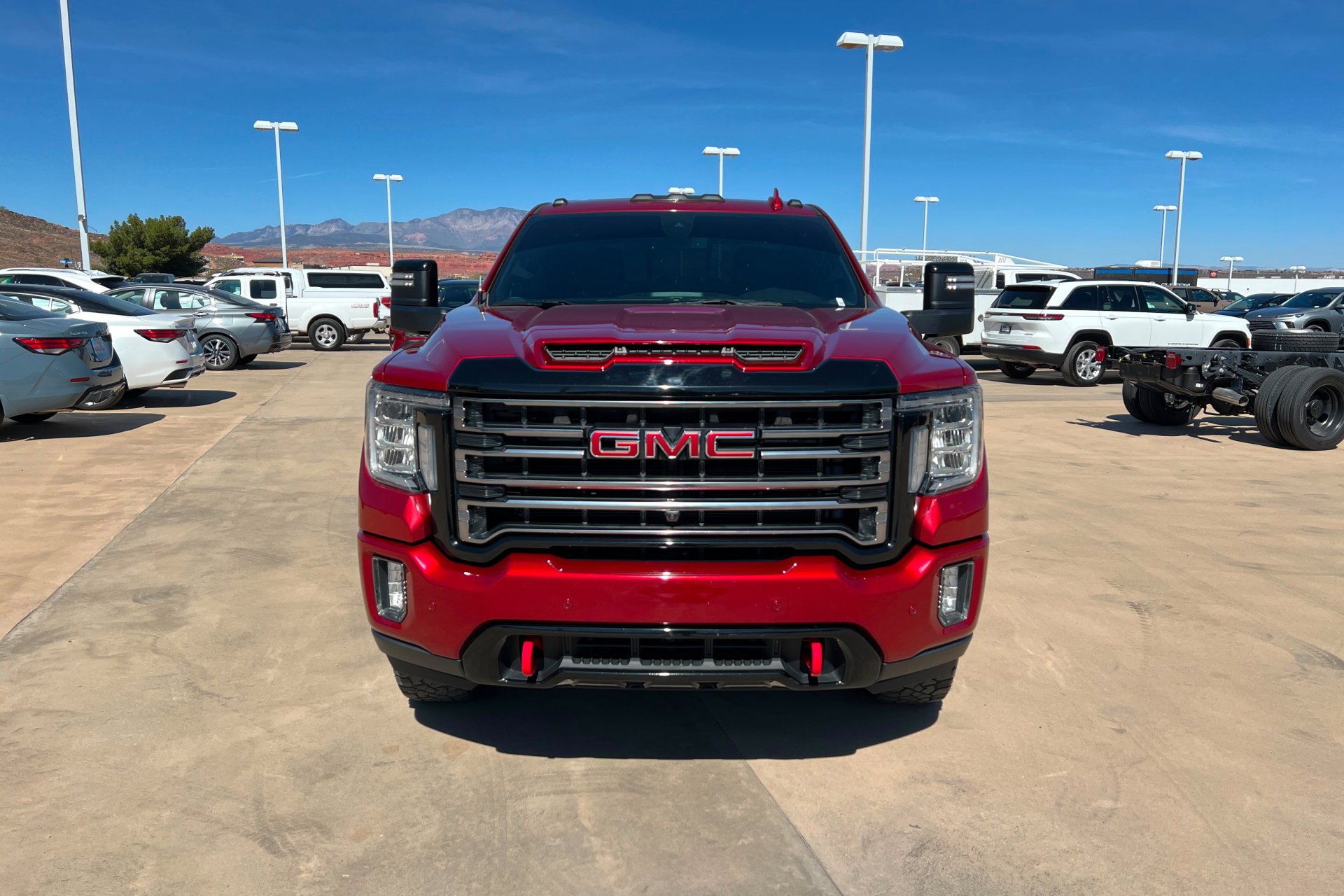 Used 2023 GMC Sierra 2500 AT4 w/ AT4 Preferred Package image 9