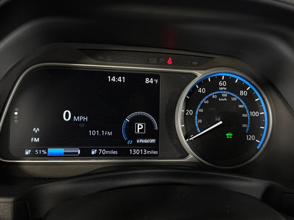 Used 2025 Nissan Leaf S FWD image 16