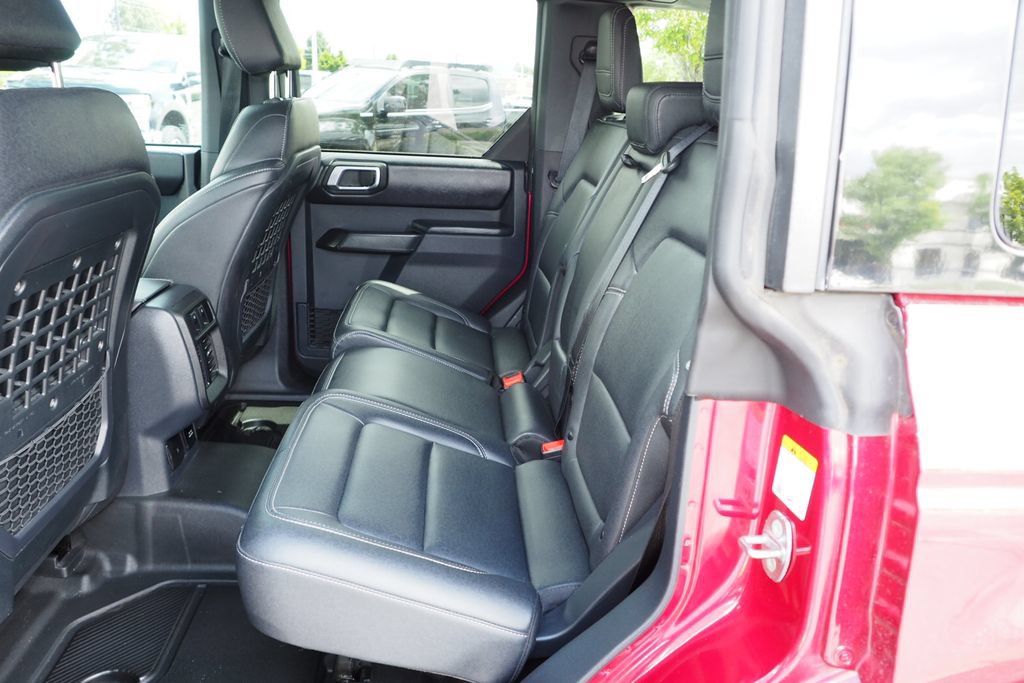 Used 2025 Ford Bronco Badlands AWD/4WD image 15