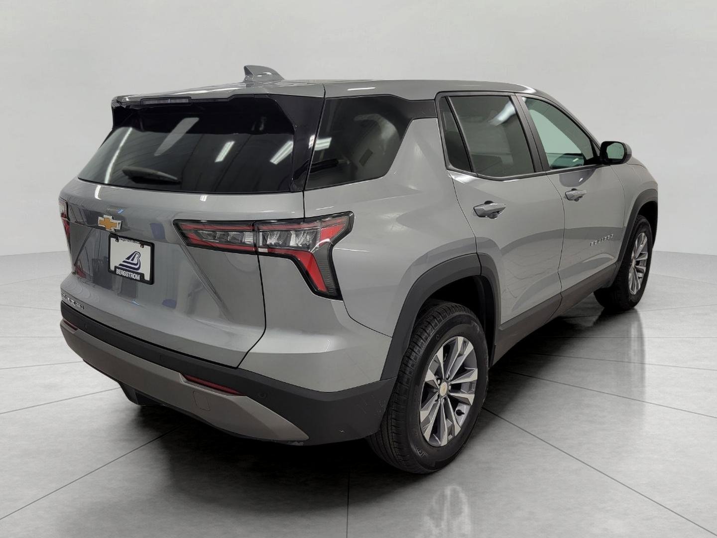 Used 2025 Chevrolet Equinox LT image 18