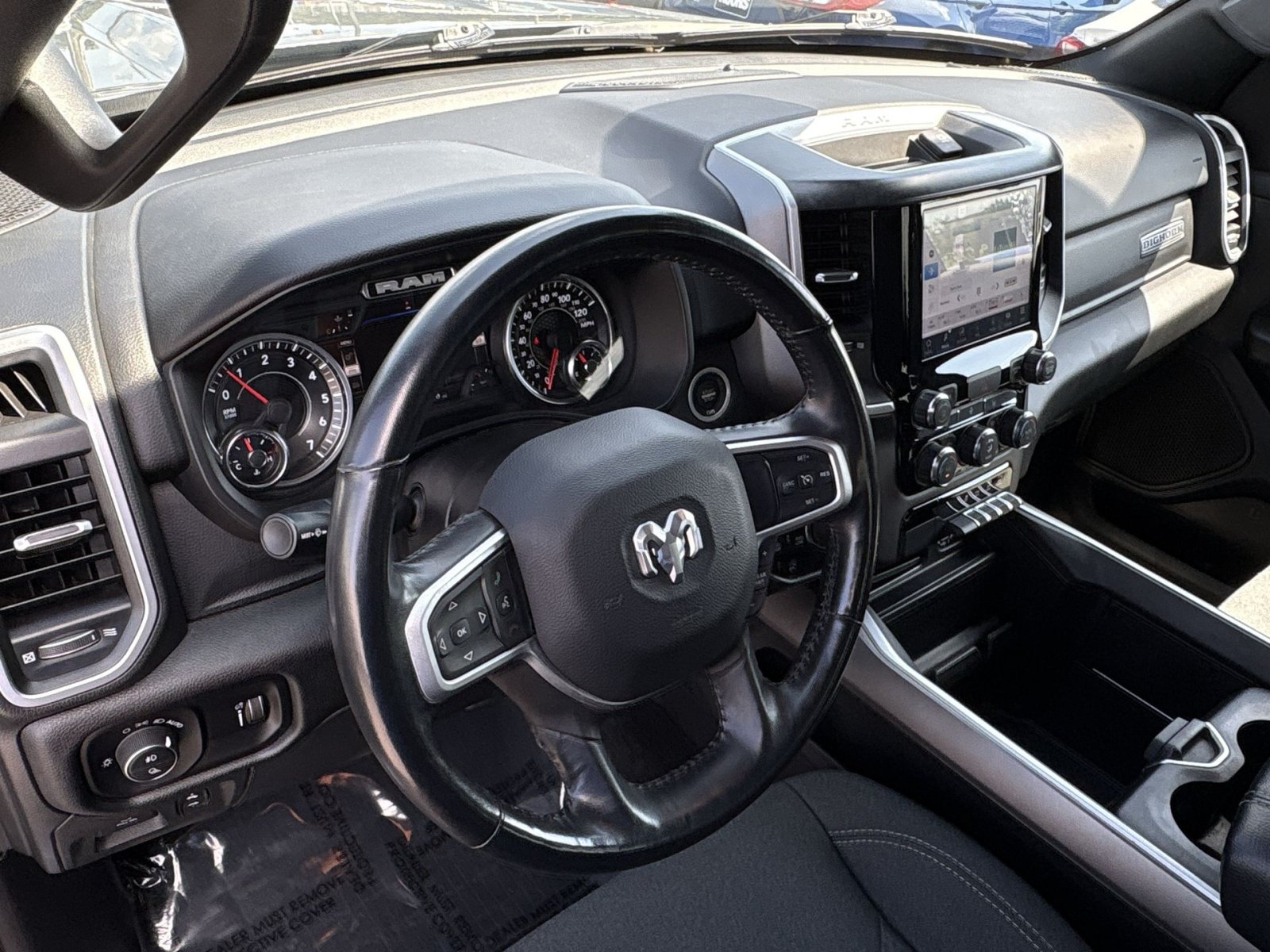 Used 2022 RAM 1500 Big Horn AWD/4WD image 16