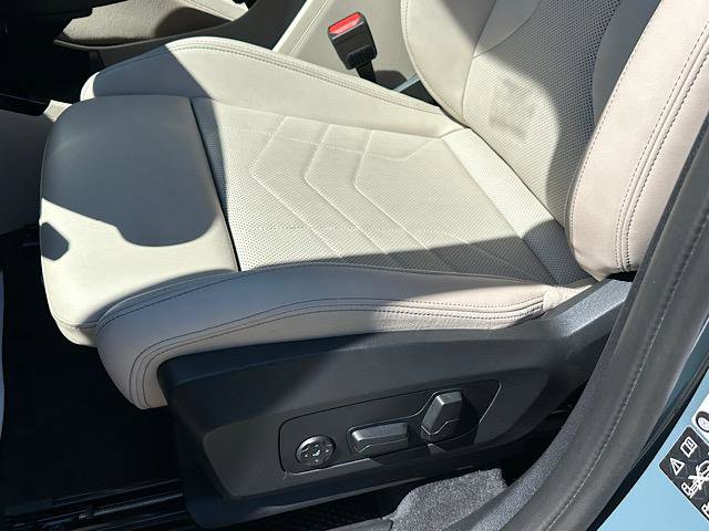 Certified 2025 BMW X1 xDrive28i w/ Premium Package image 15