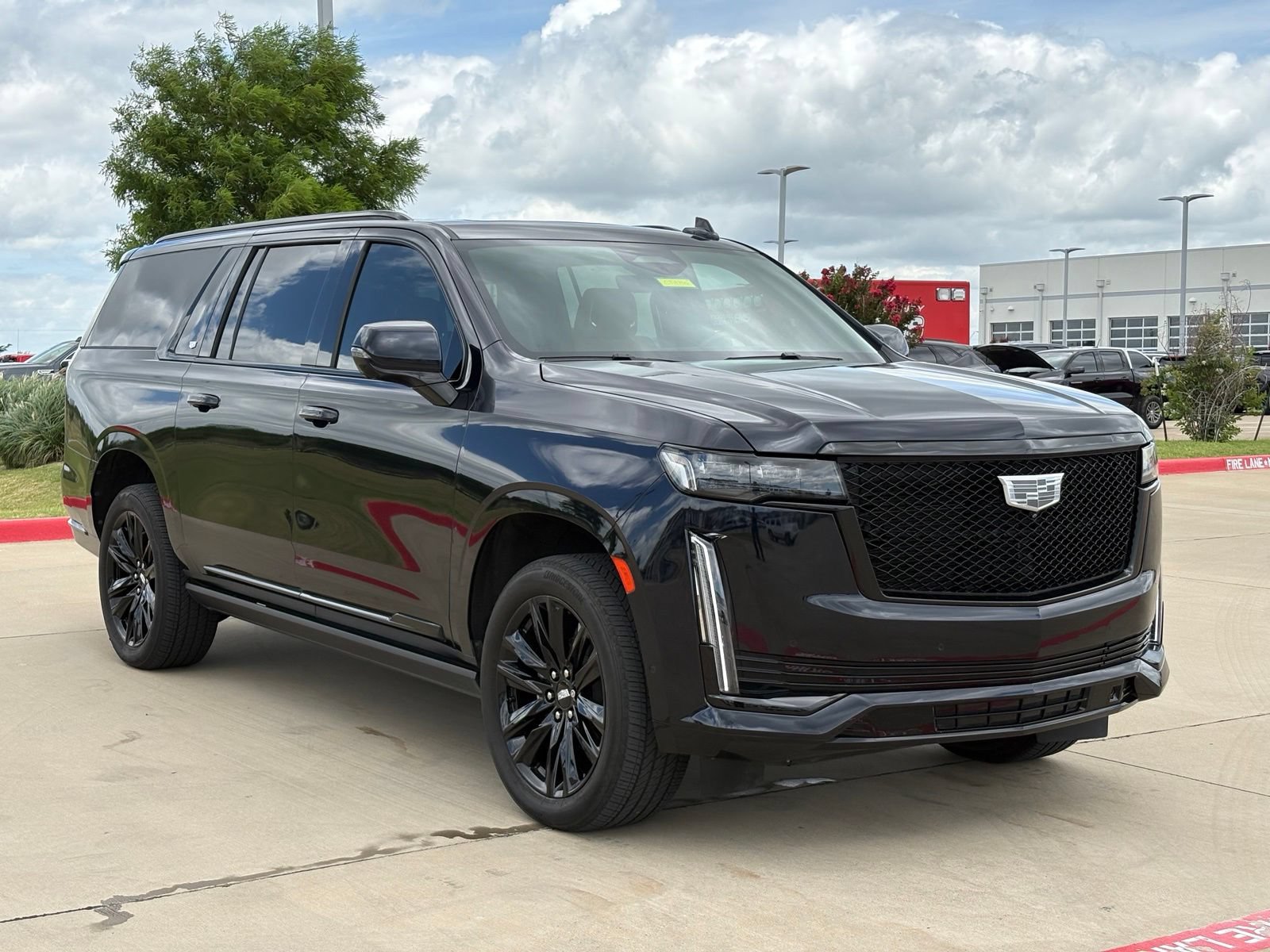 Certified 2023 Cadillac Escalade ESV Sport w/ Touring Package AWD/4WD image 1