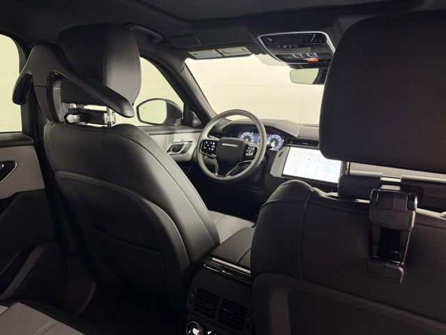 New 2026 Land Rover Range Rover Velar Dynamic SE image 34