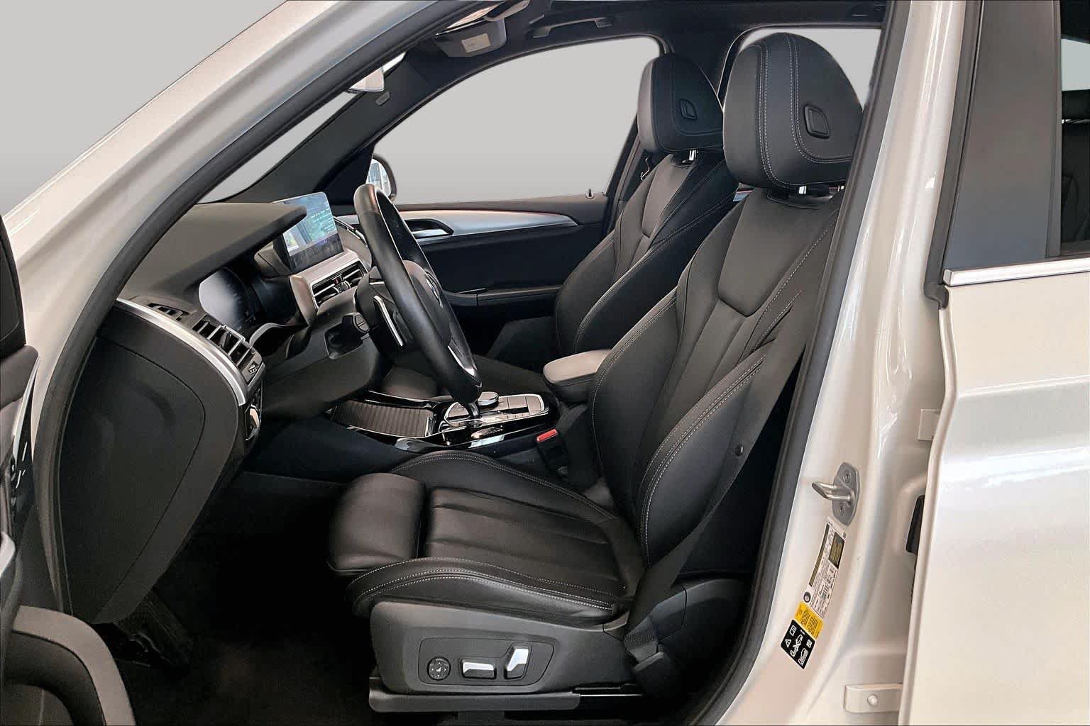 Used 2023 BMW X3 xDrive30i w/ Premium Package AWD/4WD image 7