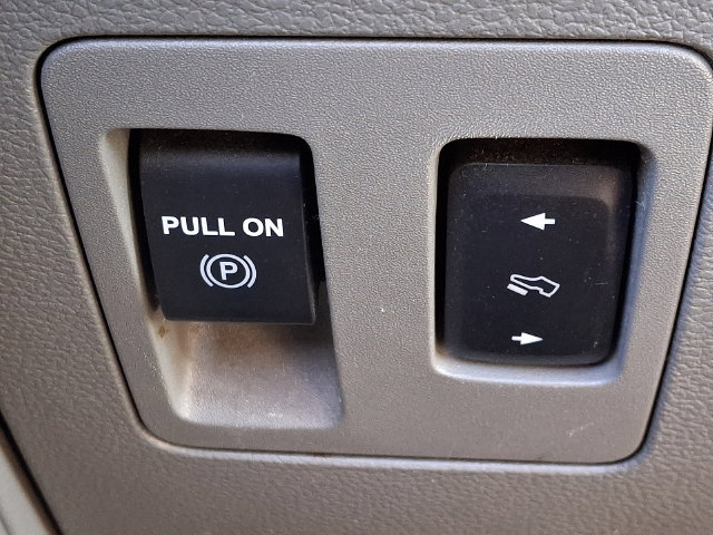 Used 2020 Ford F150 XLT w/ Equipment Group 302A Luxury AWD/4WD image 26