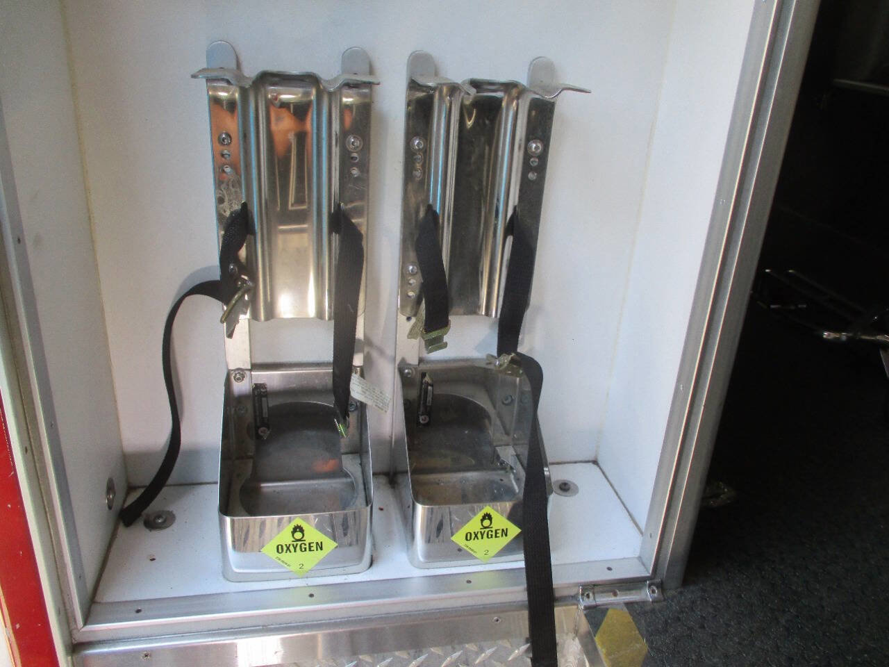 Used 2009 Chevrolet Kodiak C4500 2WD Regular Cab image 24