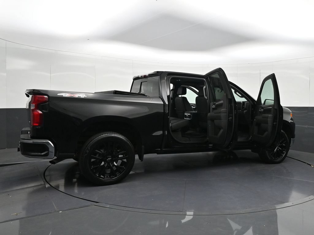 Certified 2022 Chevrolet Silverado 1500 LTZ w/ LTZ Premium Package AWD/4WD image 40