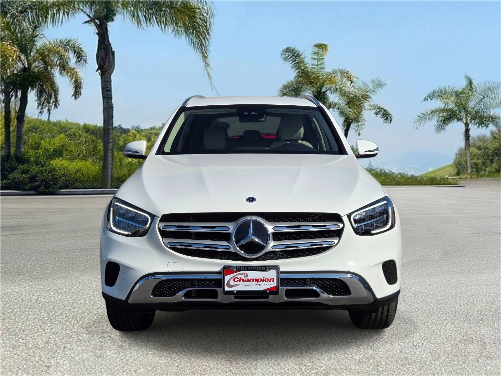 Used 2022 Mercedes-Benz GLC 300 w/ Premium Package Lite image 3