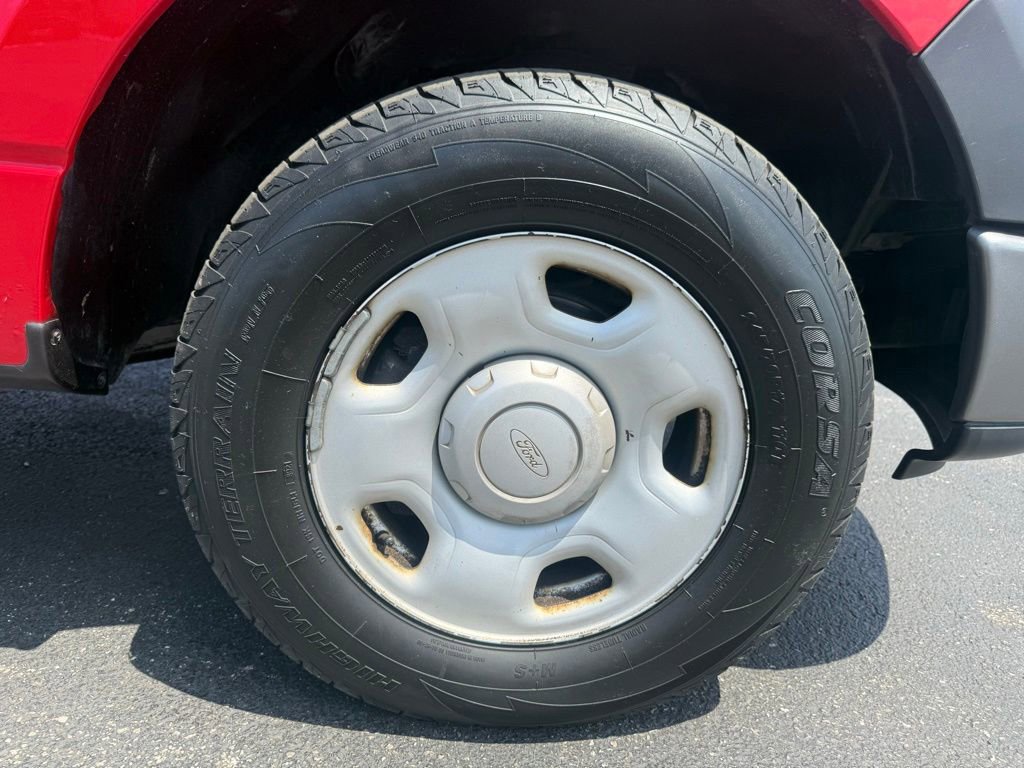 Used 2005 Ford F150 XL RWD image 36