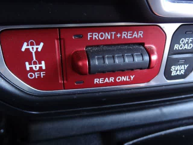Used 2020 Jeep Gladiator Rubicon w/ Dual Top Group AWD/4WD image 38