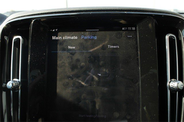 Used 2021 Volvo XC40 P8 Recharge w/ Advanced Package image 34