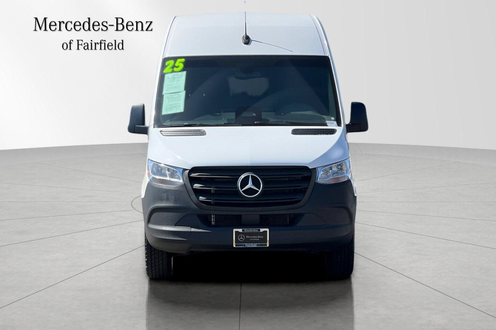 Used 2025 Mercedes-Benz Sprinter 2500 image 9