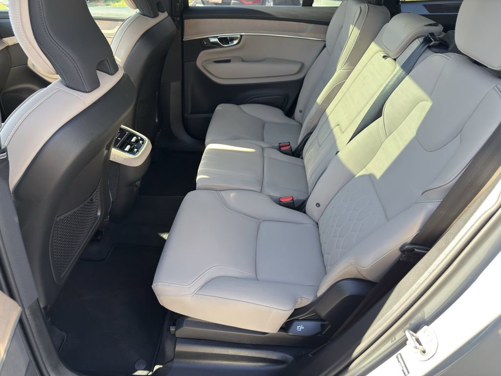 New 2026 Volvo XC90 B6 Ultra image 11