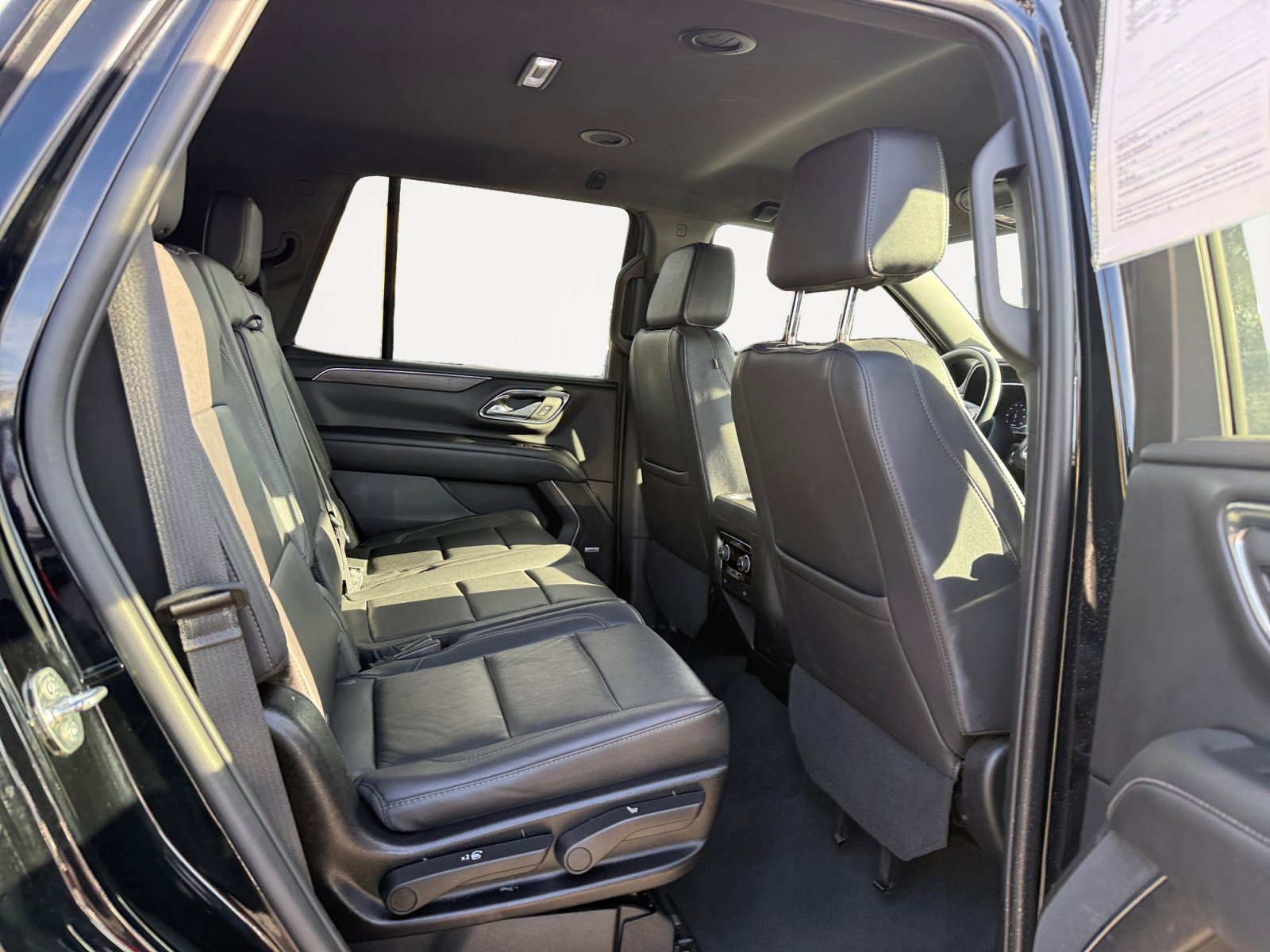 Used 2023 Chevrolet Tahoe LT image 18