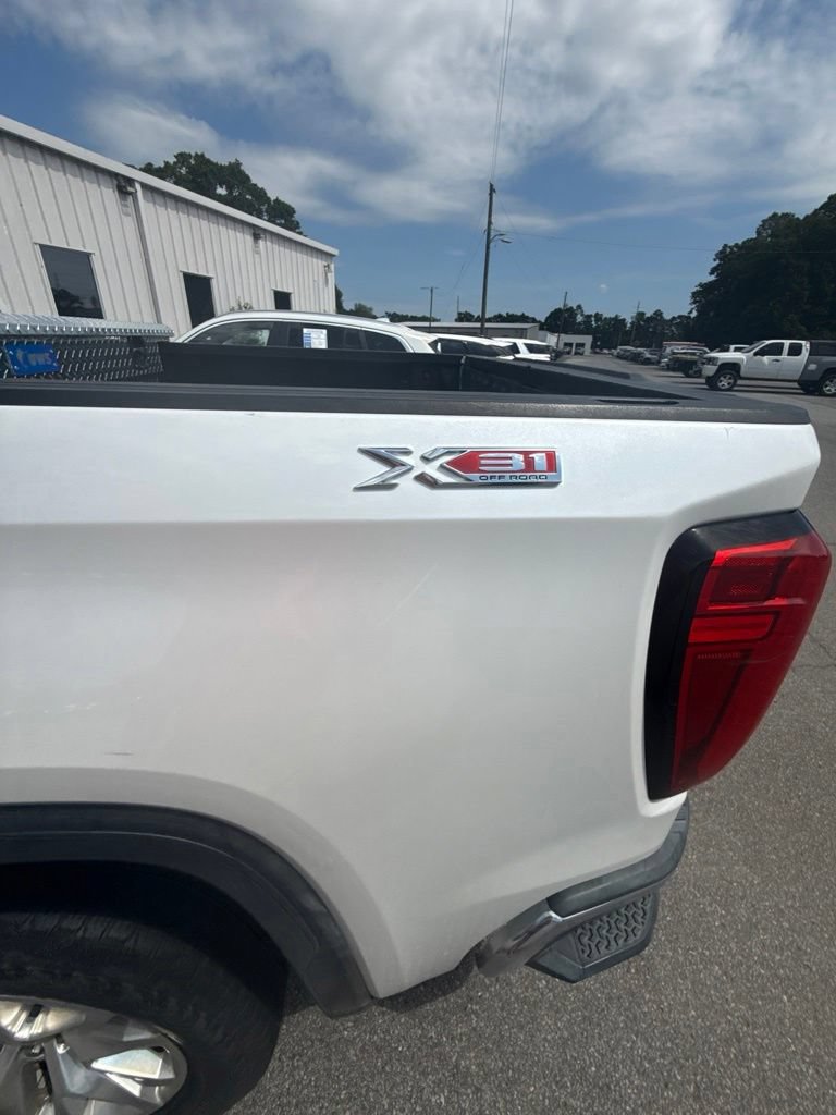 Used 2019 GMC Sierra 1500 SLT w/ SLT Premium Plus Package AWD/4WD image 10