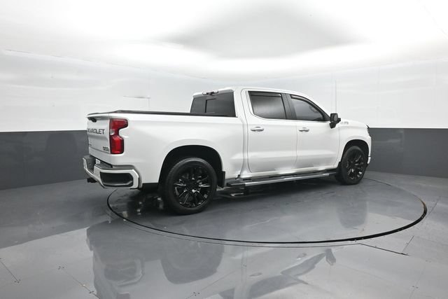 Used 2020 Chevrolet Silverado 1500 High Country w/ Technology Package AWD/4WD image 8