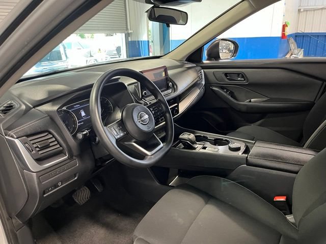 Used 2024 Nissan Rogue S AWD/4WD image 22