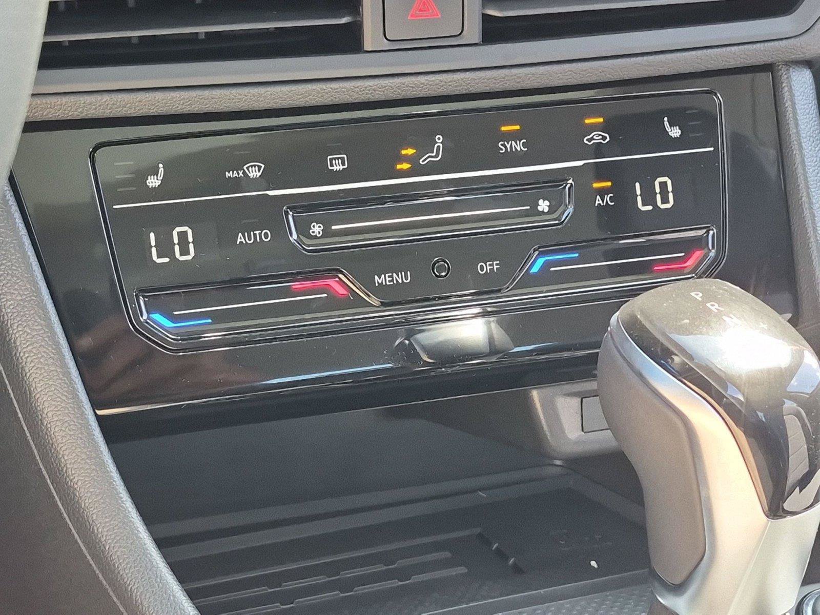 New 2027 Volkswagen Jetta SE FWD image 21