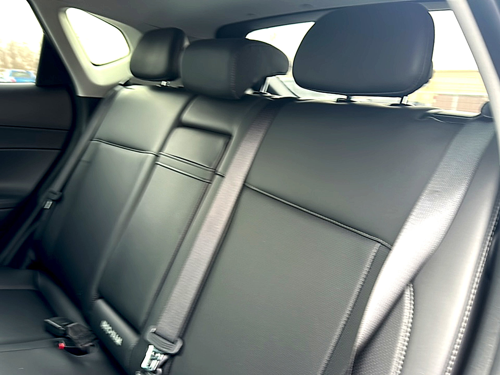 Used 2024 Hyundai Kona Limited image 19