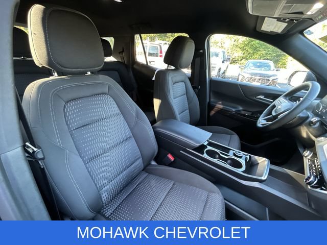 Used 2026 Chevrolet Equinox LT AWD/4WD image 28