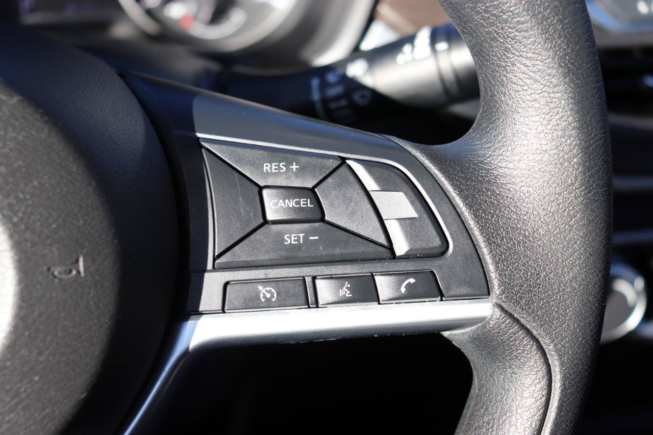 Used 2025 Nissan Altima 2.5 SV AWD/4WD image 29
