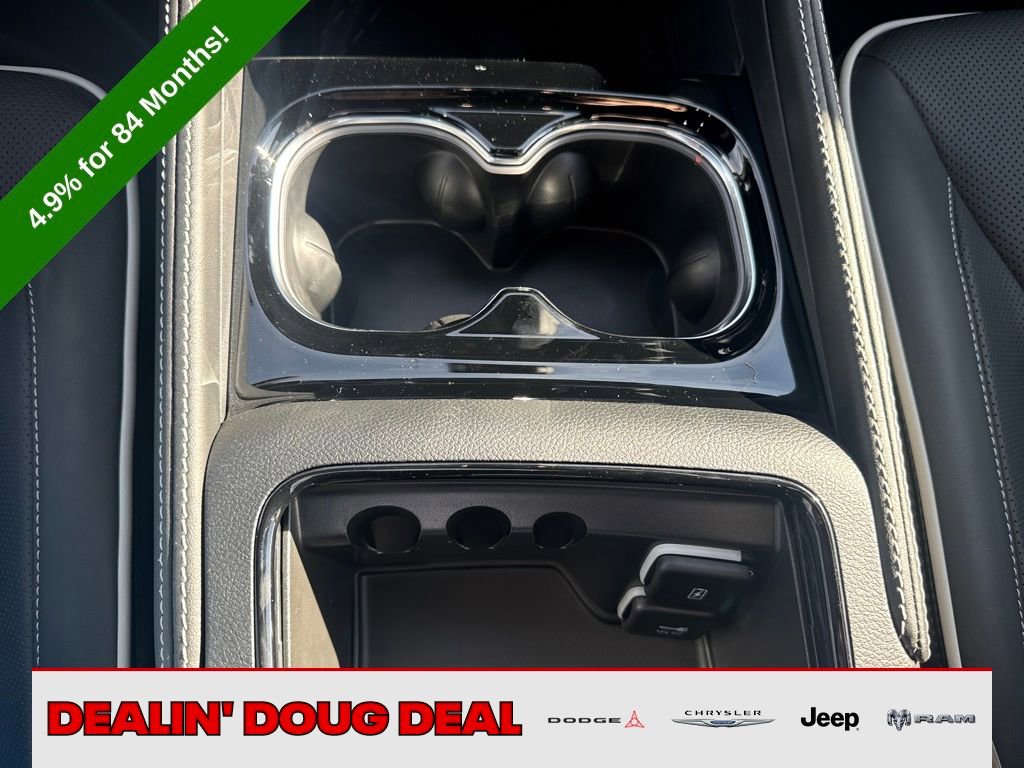 New 2026 Chrysler Pacifica Limited image 22