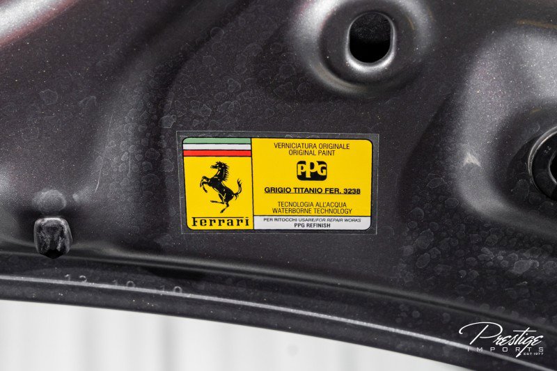 Used 2014 Ferrari California image 9