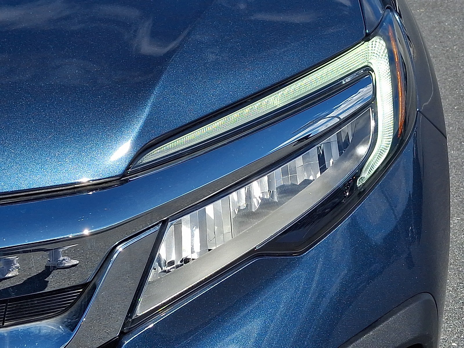Used 2022 Honda Pilot Touring image 9