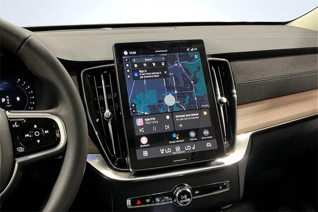 New 2026 Volvo XC90 B6 Plus w/ Protection Package image 6