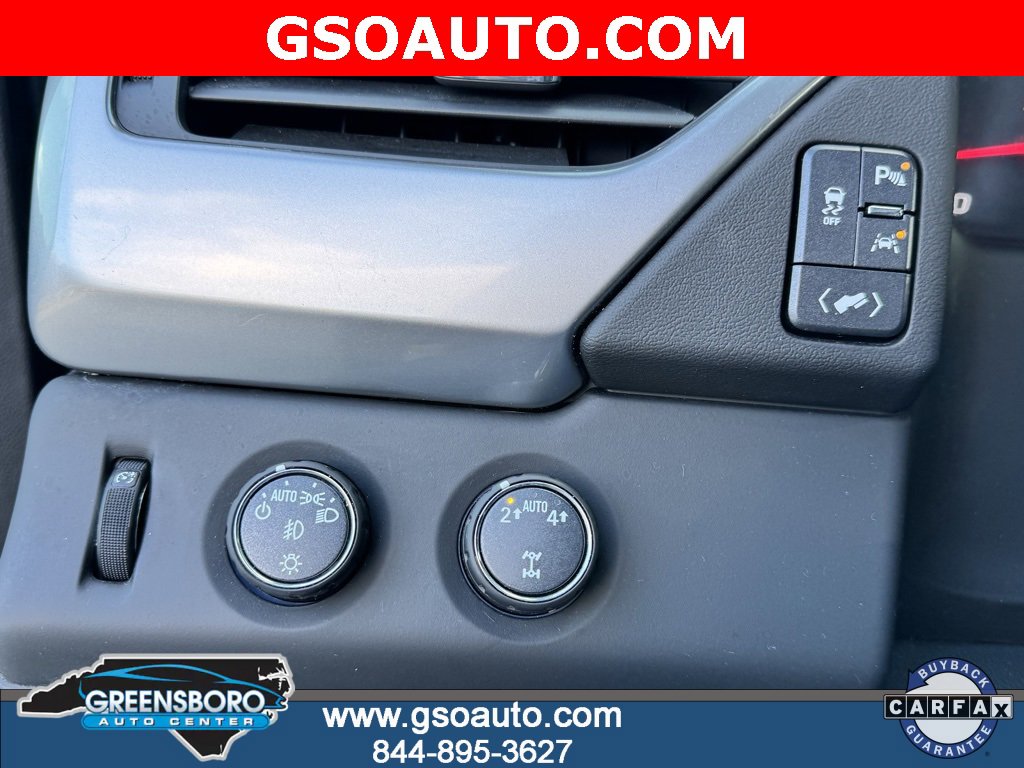 Used 2018 Chevrolet Suburban Premier image 24