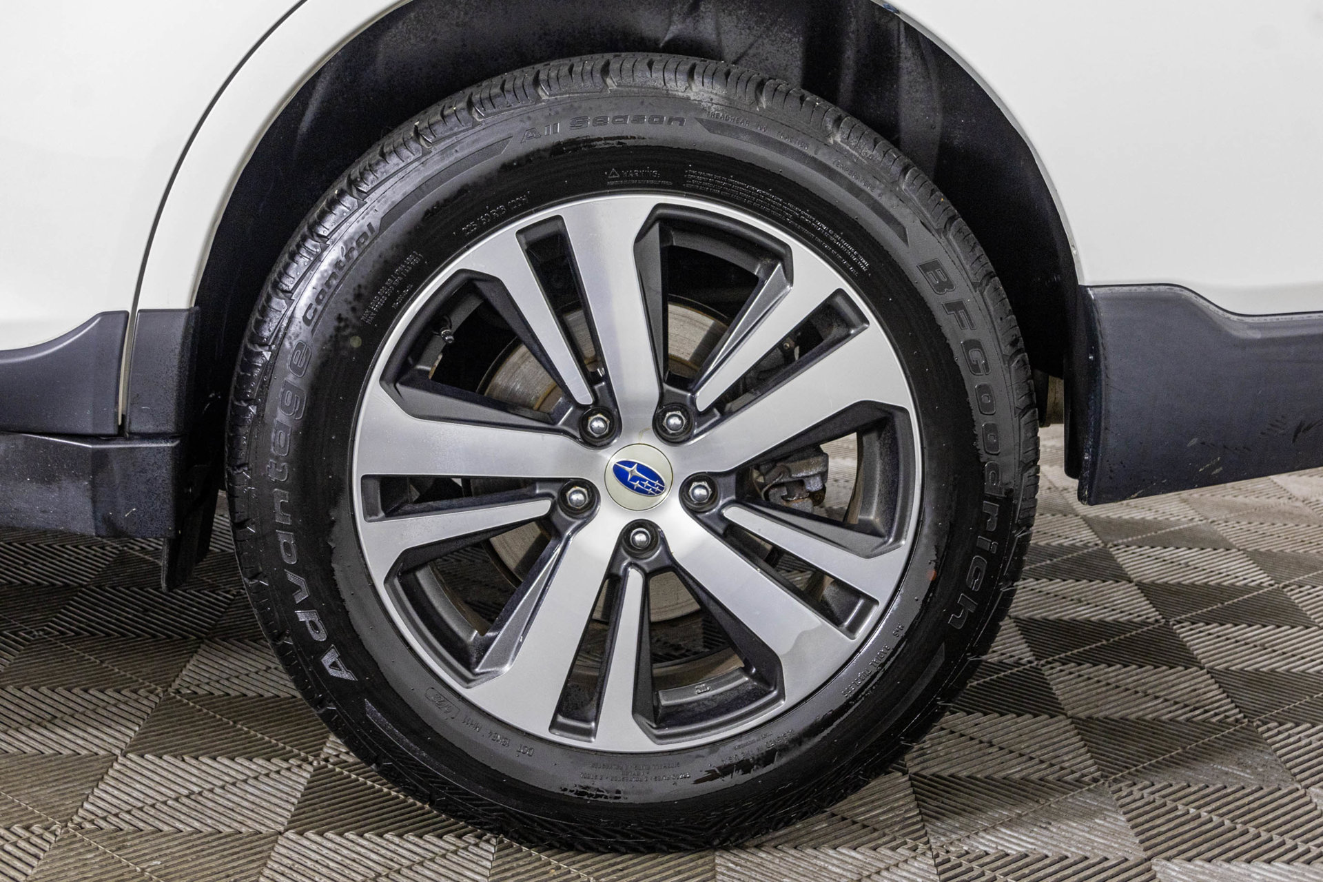 Used 2018 Subaru Outback 2.5i Limited AWD/4WD image 55