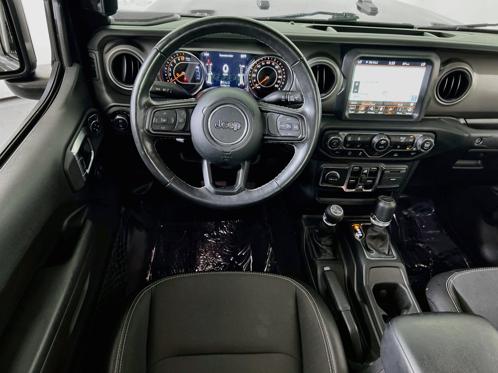 Used 2023 Jeep Gladiator Sport AWD/4WD image 22