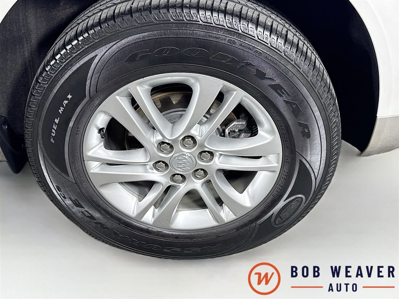 Used 2021 Buick Enclave Essence image 33