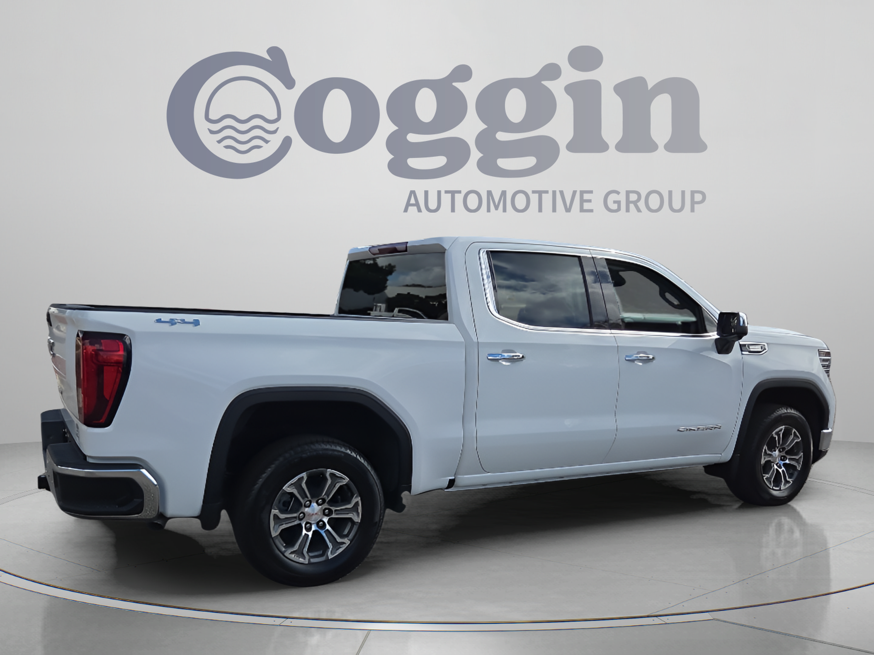 New 2026 GMC Sierra 1500 SLT AWD/4WD image 5