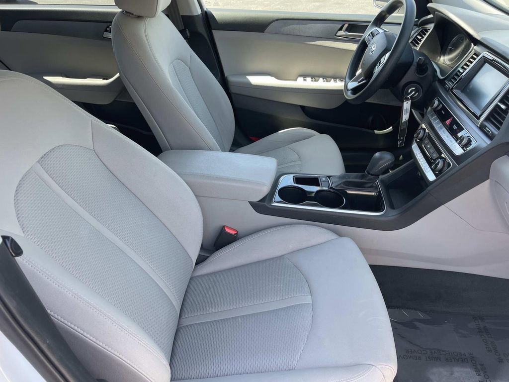 Used 2018 Hyundai Sonata SE image 26