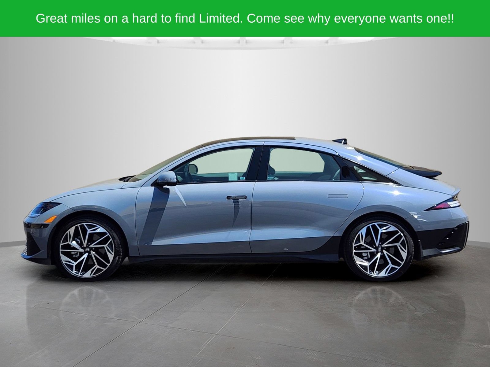 Used 2023 Hyundai Ioniq 6 Limited RWD image 4