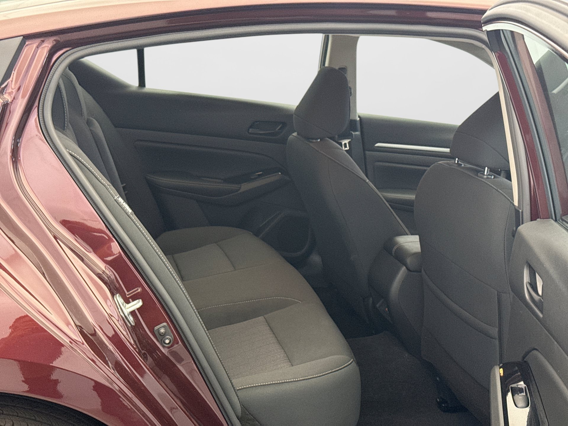Used 2023 Nissan Altima 2.5 SV AWD/4WD image 17