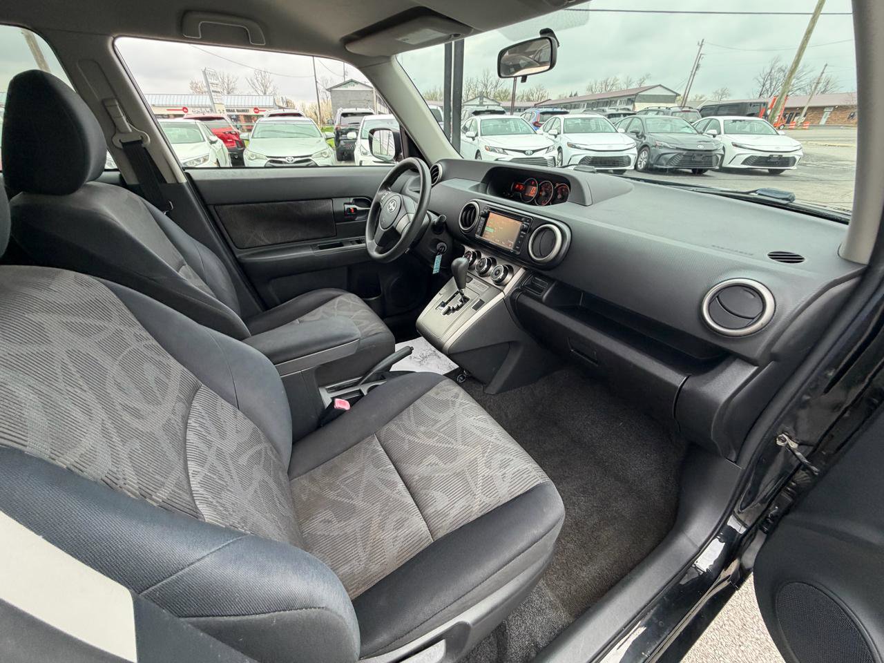 Used 2015 Scion xB image 12