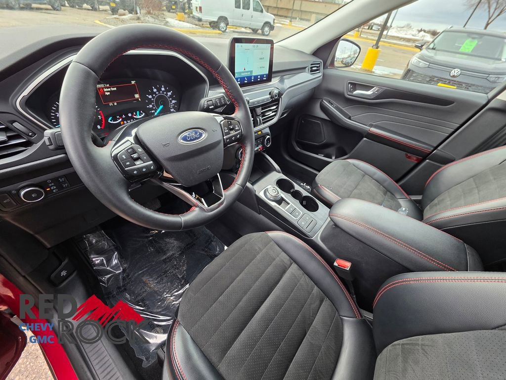 Used 2022 Ford Escape SEL w/ SEL Stealth AWD Package image 18