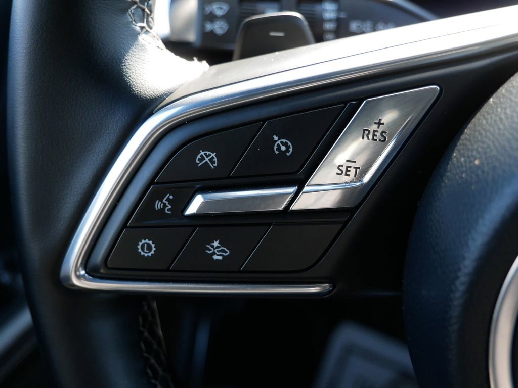 Used 2025 Buick Enclave Preferred image 22