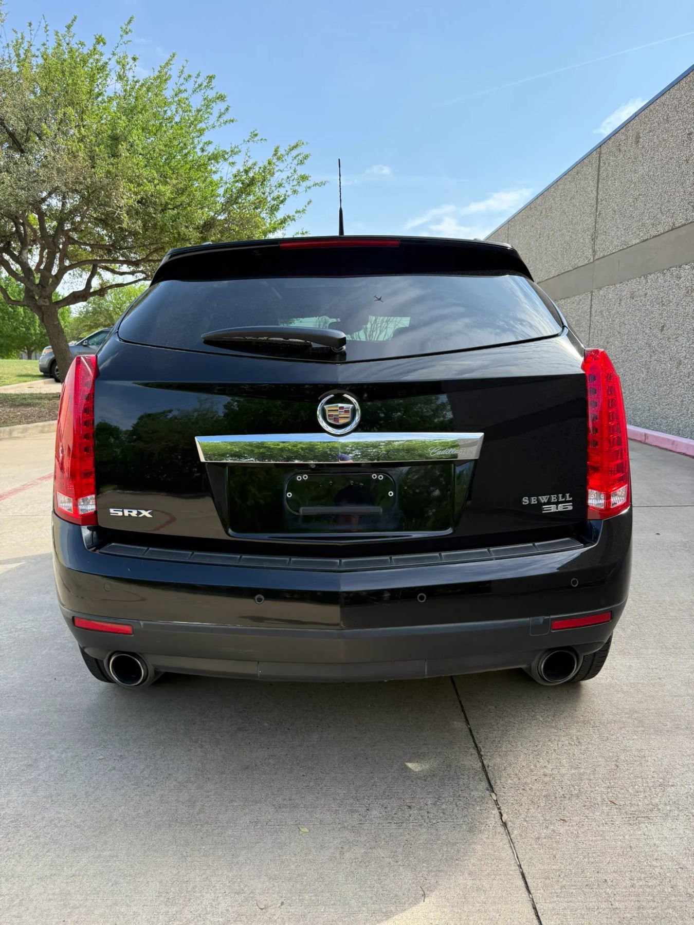 Used 2014 Cadillac SRX Performance w/ Driver Awareness Package image 4