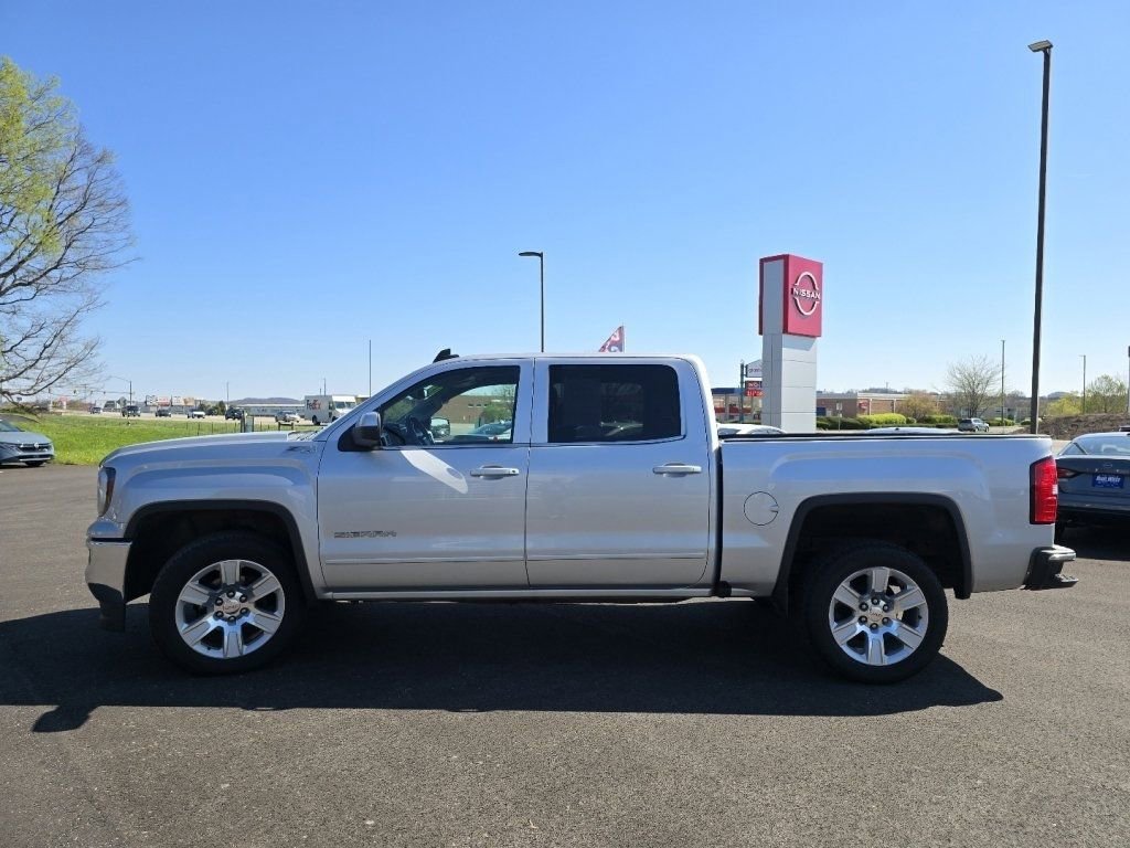 Used 2018 GMC Sierra 1500 SLE w/ SLE Value Package image 9